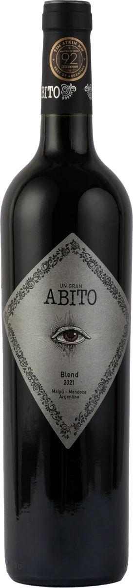 A Gran Abito Blend, with the eye engraved on the label
